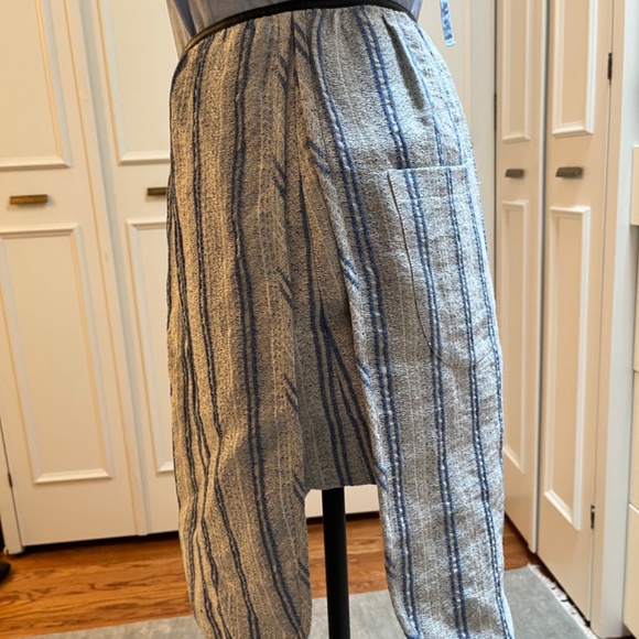 Women’s skirt - Picture 3 of 4